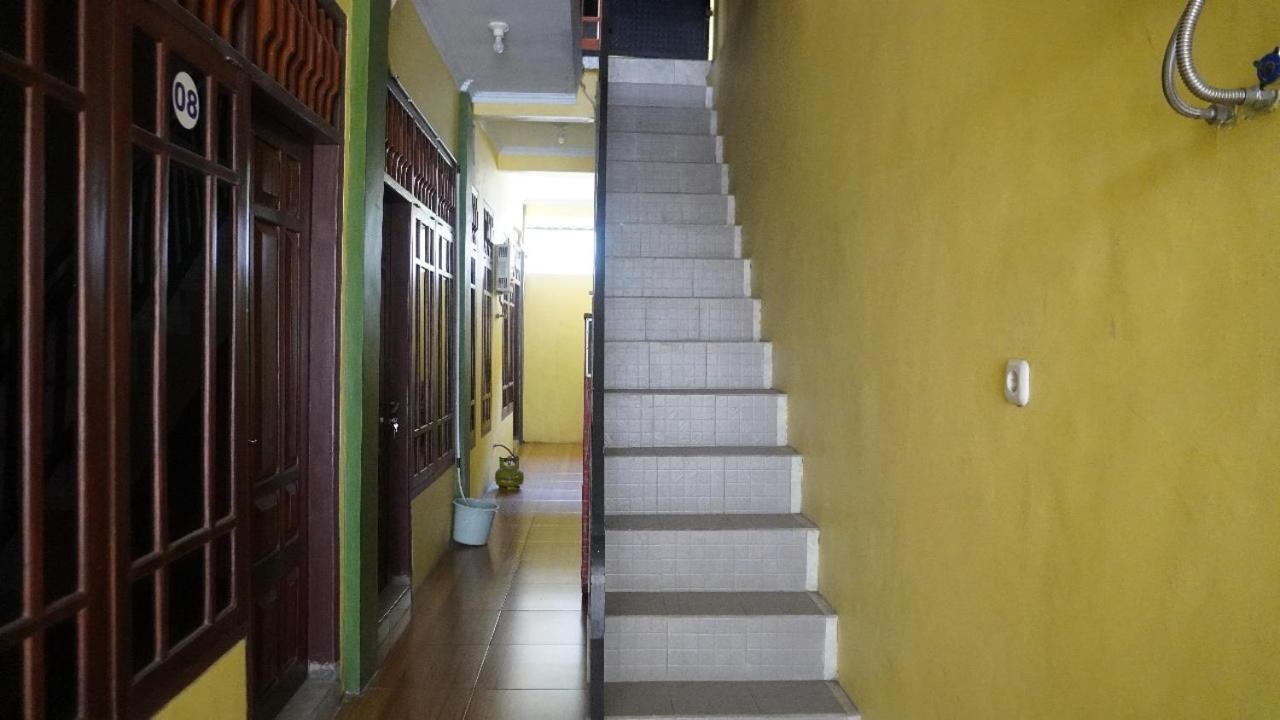 NADYAH SYARIAH guesthouse Ketapang  Luaran gambar